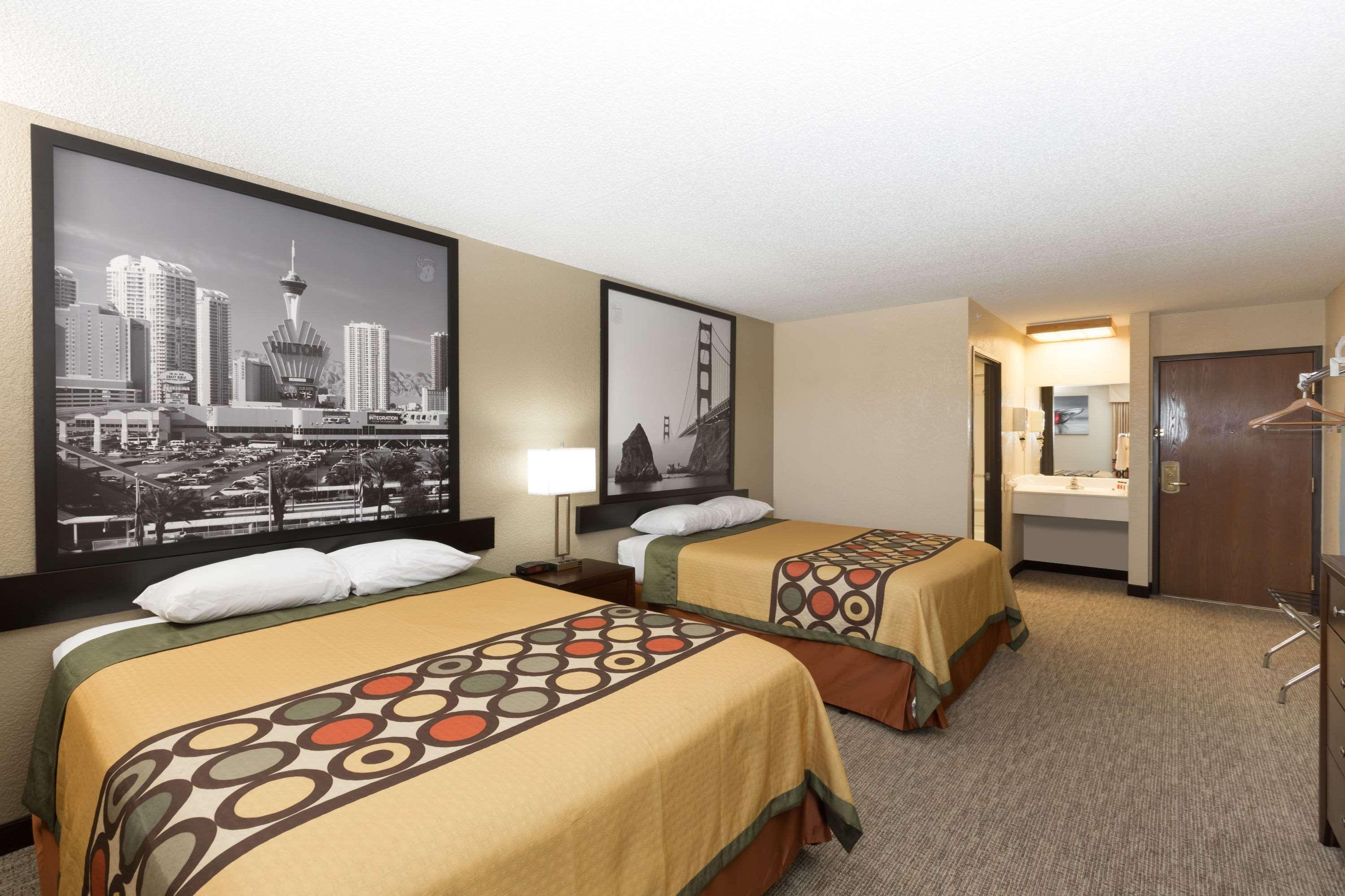 ซูเปอร์ 8 บาย วินด์แฮม วิชิตา นอร์ท Hotel วิชิต้า ภายนอก รูปภาพ