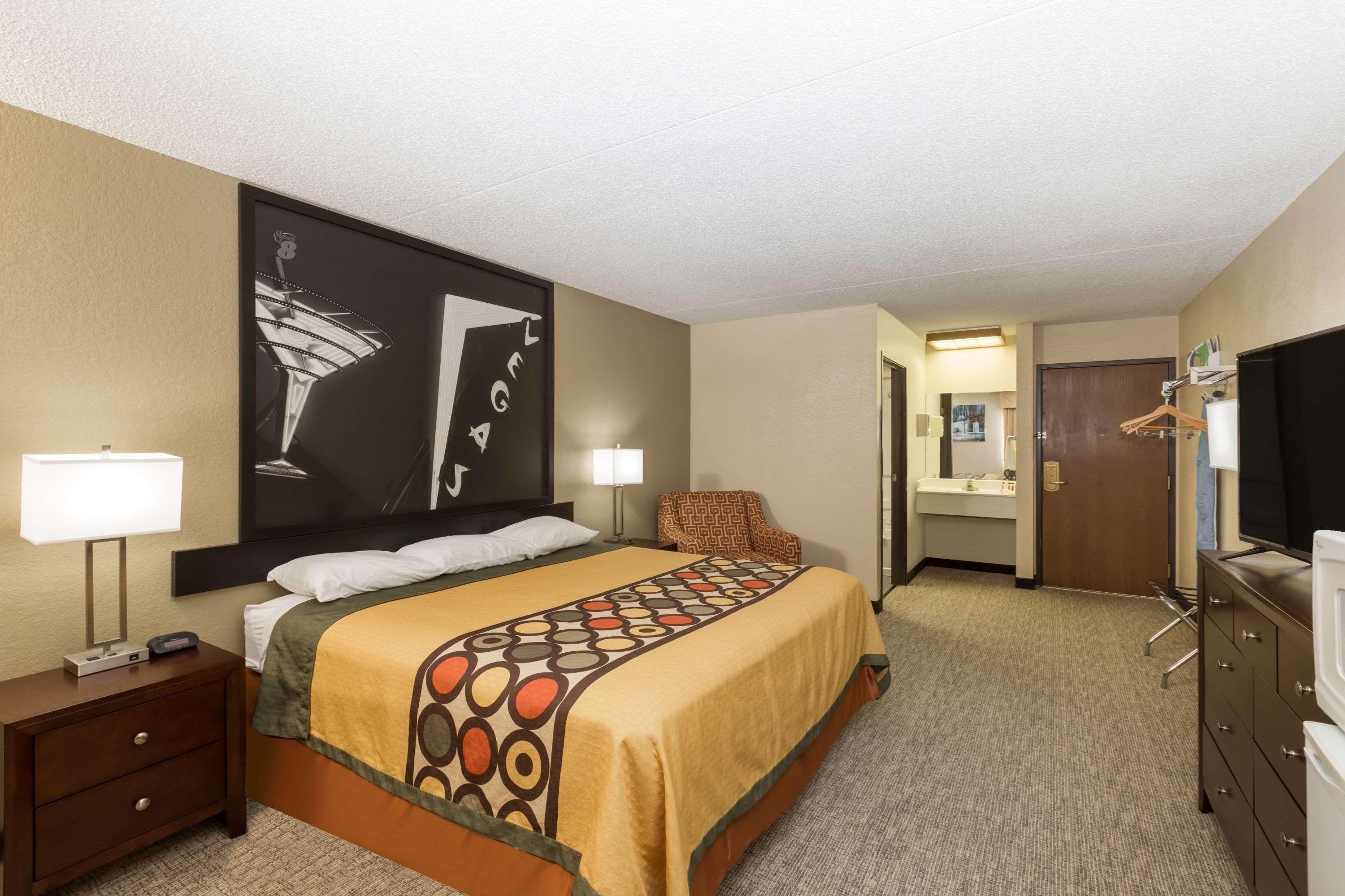 ซูเปอร์ 8 บาย วินด์แฮม วิชิตา นอร์ท Hotel วิชิต้า ภายนอก รูปภาพ