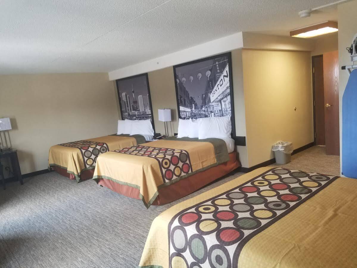 ซูเปอร์ 8 บาย วินด์แฮม วิชิตา นอร์ท Hotel วิชิต้า ภายนอก รูปภาพ