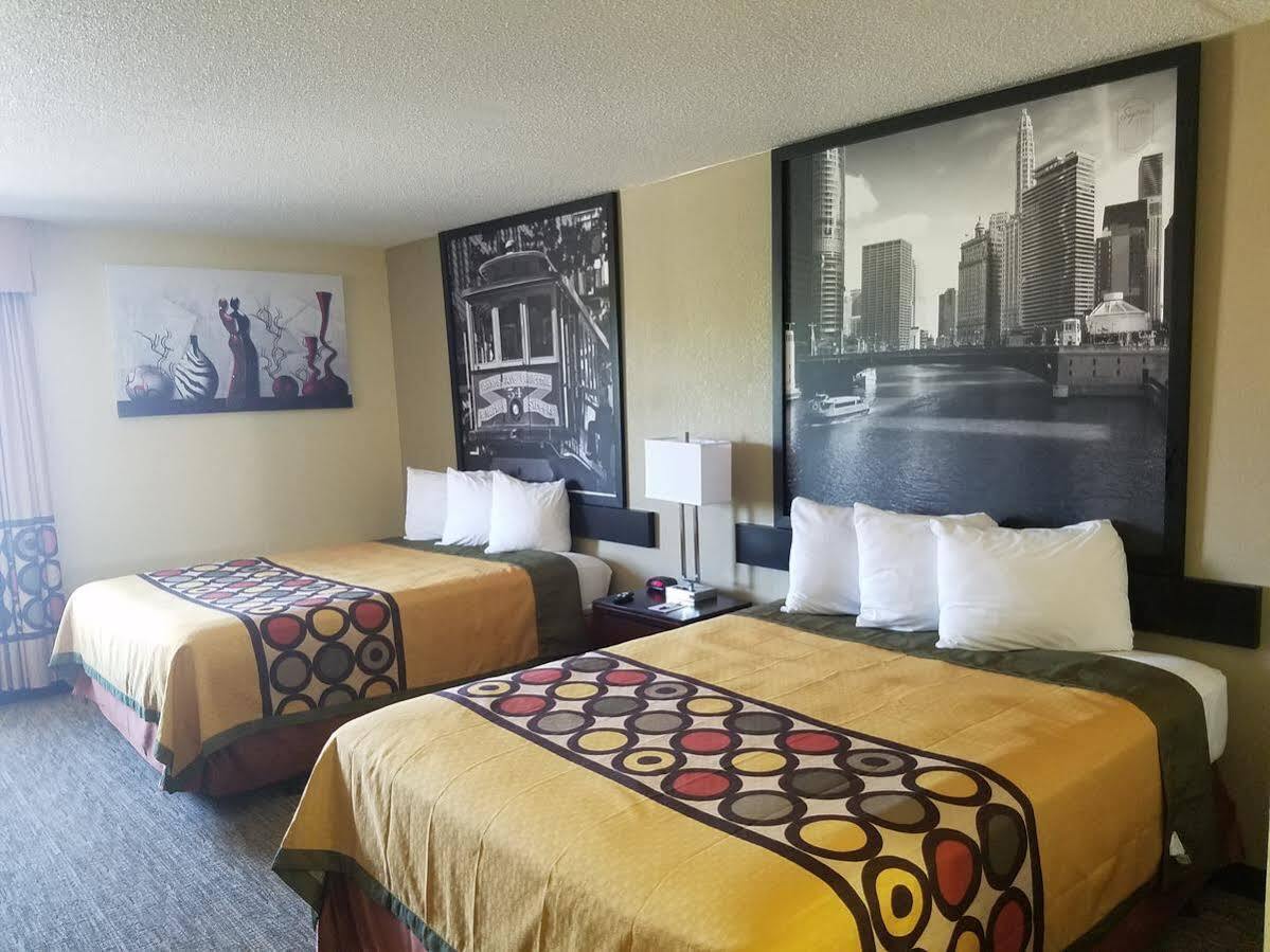 ซูเปอร์ 8 บาย วินด์แฮม วิชิตา นอร์ท Hotel วิชิต้า ภายนอก รูปภาพ